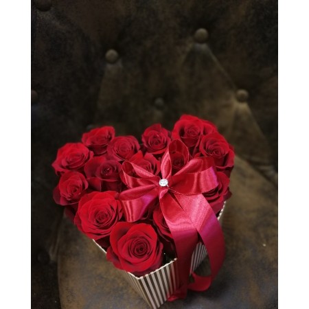 Darčekový box z ruží - v tvare Srdca