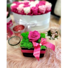 Darčekový box Štvorcový - Dlhotrvácne Eterno ruže