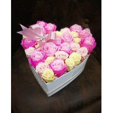 Darčekový box v tvare Srdca - Dlhotrvácne Eterno ruže
